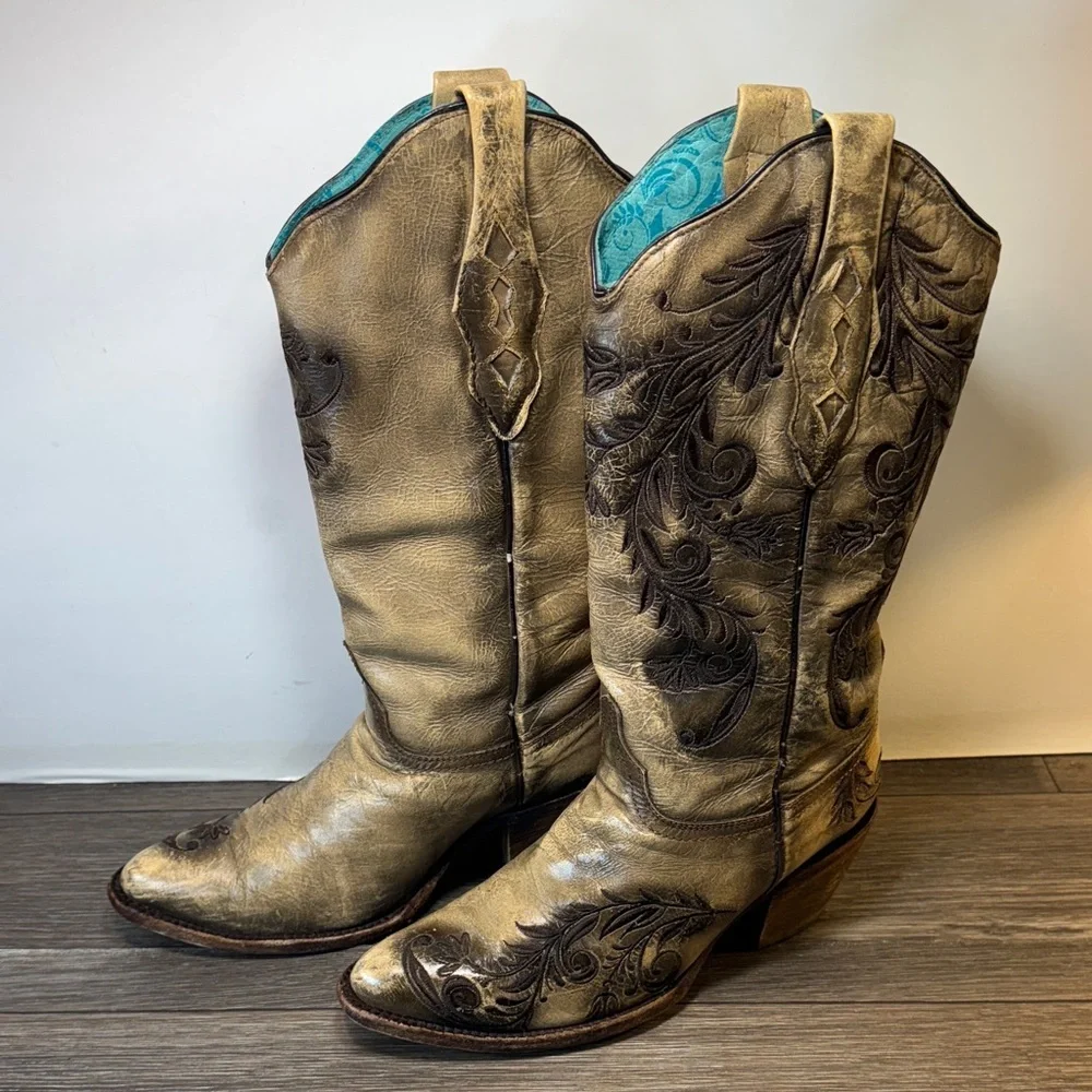 Corral boots Embroidered Western Cowboy Boots woman’s size 8.5 - Picture 2 of 11